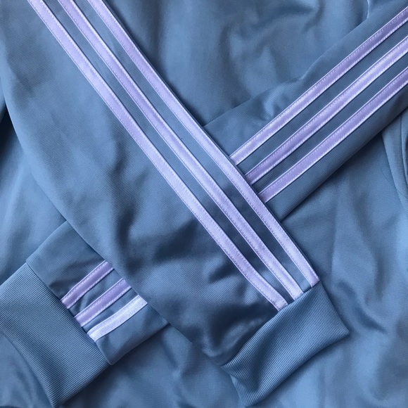 Adidas sweatshirt - Picture 3 of 4